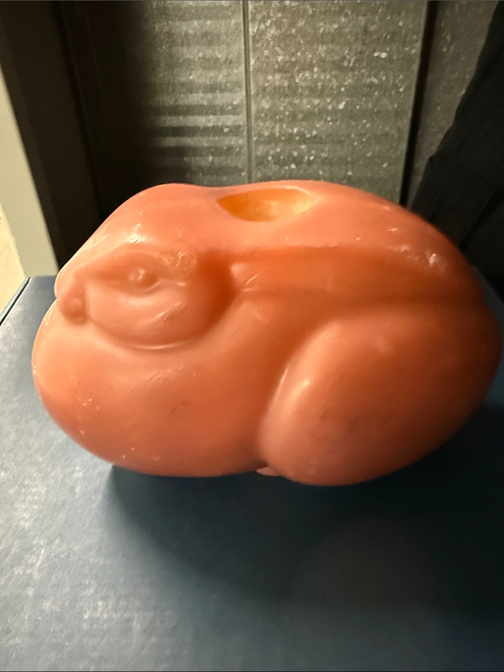 VTG rate Bunny Rabbit Shaped Candle